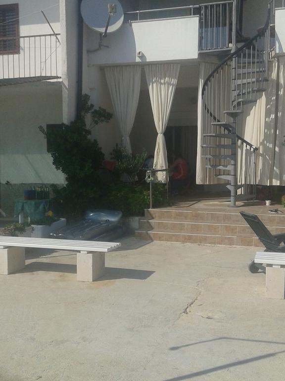 Apartments Toma Bajnice Directly Krilo Phòng bức ảnh